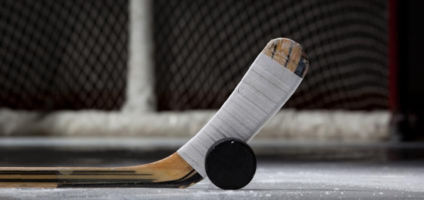 Drop-In Hockey & Stick 'n Puck | UofT - Faculty of Kinesiology & Physical Education